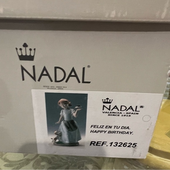 Nadal ‘Happy Birthday’ Porcelain Doll - Picture 4 of 4